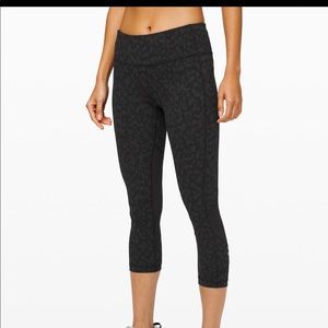 Lululemon Pace rival crop 22”